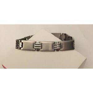 Men’s Stainless Steel Brushed Bracelet